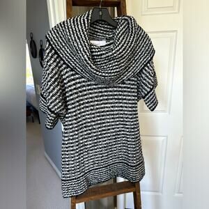 mac & jac sweater, size large